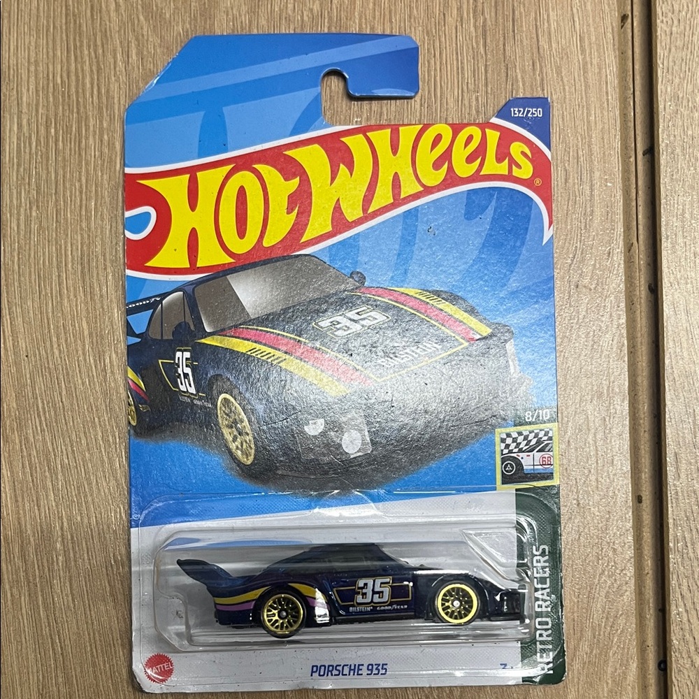 Hot Wheels Porsche 935 Toy Car - Black and Yellow
